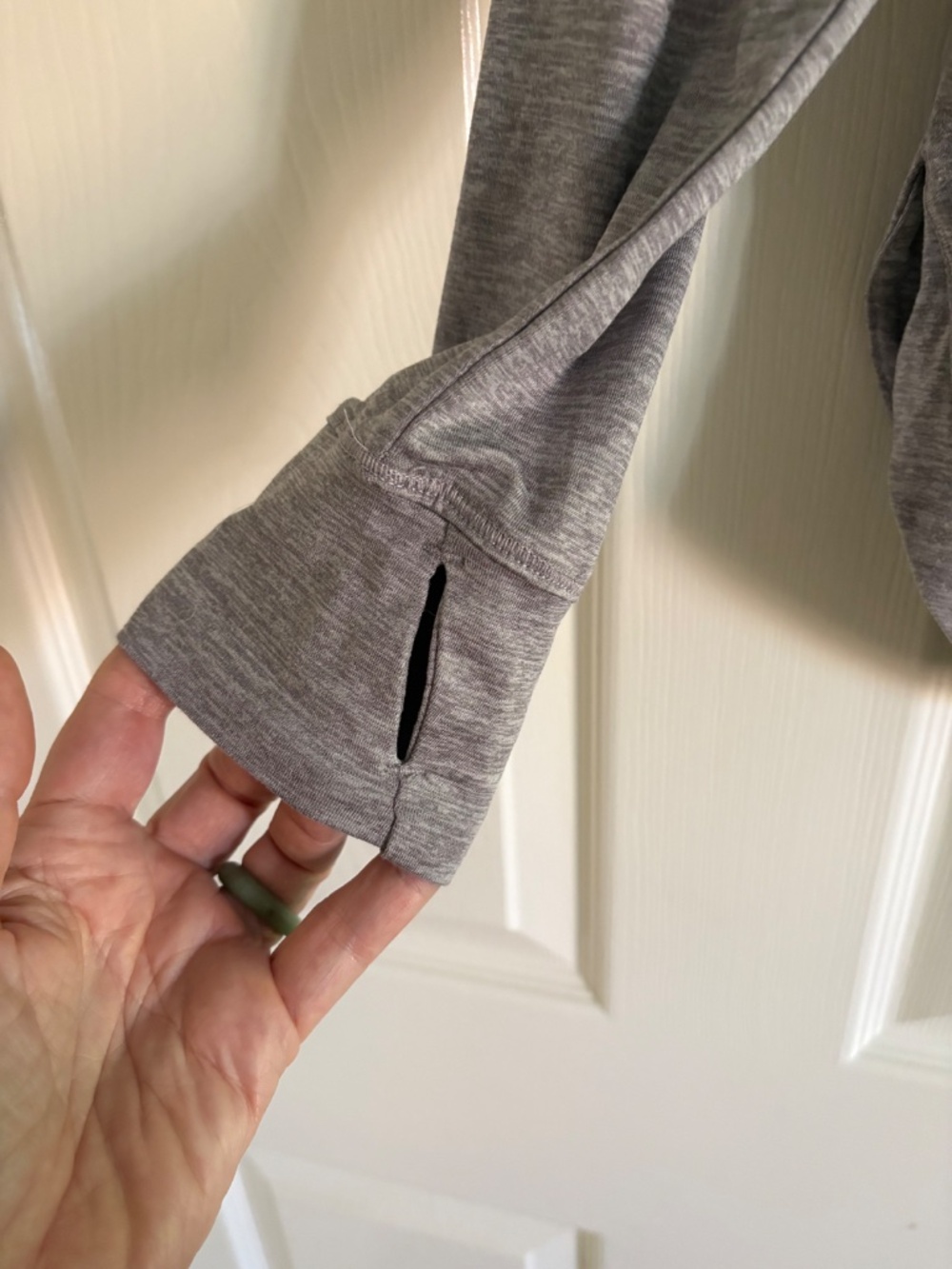 Apana Lightweight Pullover - Picture 4 of 9